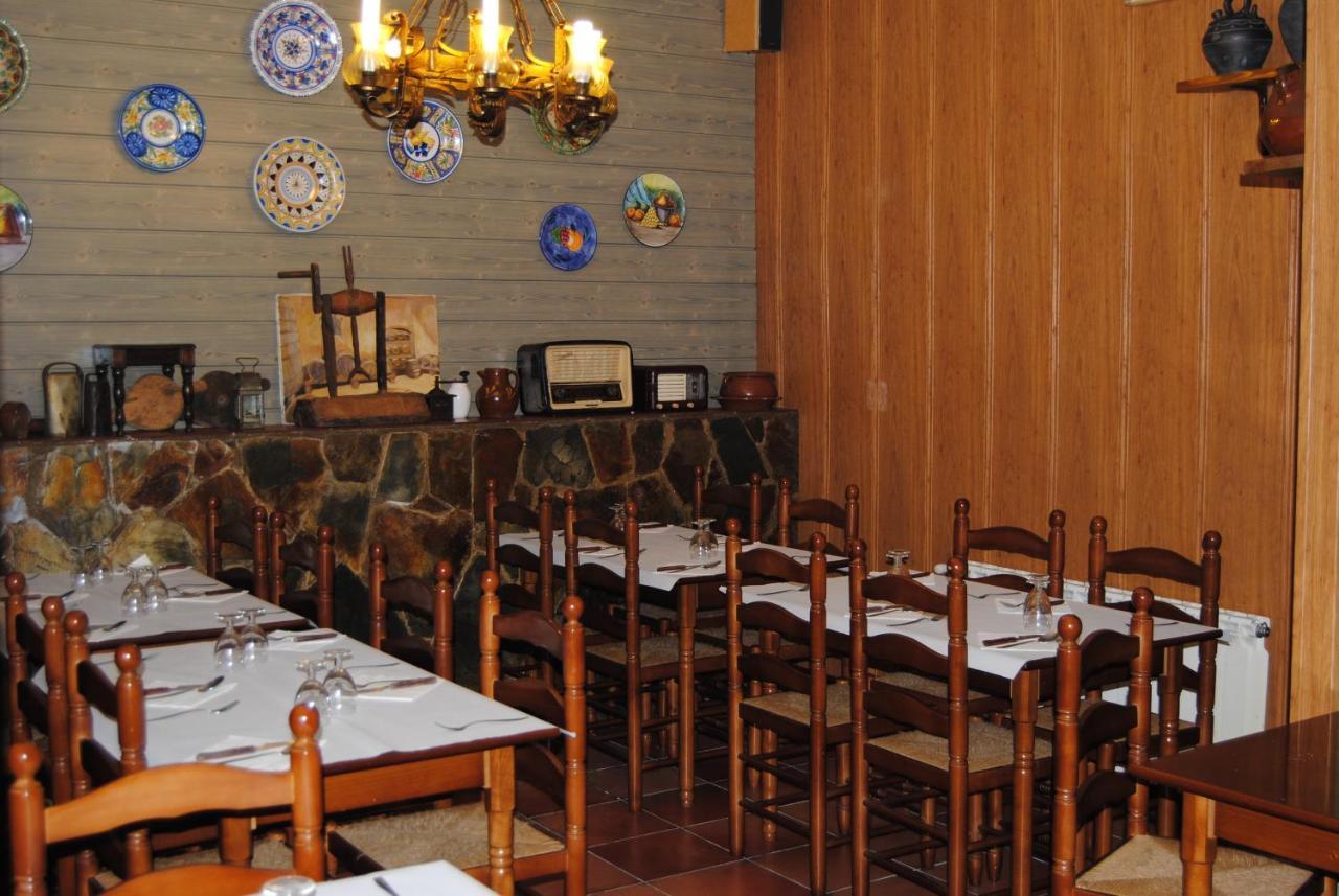 Hotel Casa Modesto El Pont de Suert Zewnętrze zdjęcie